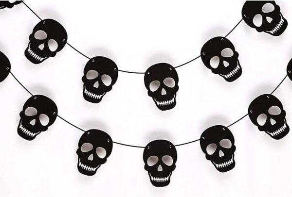 36PCS Black Skull Garland – Creative Birthday & Party Decorations